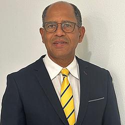 Dr. Tony Antonio  Prensa