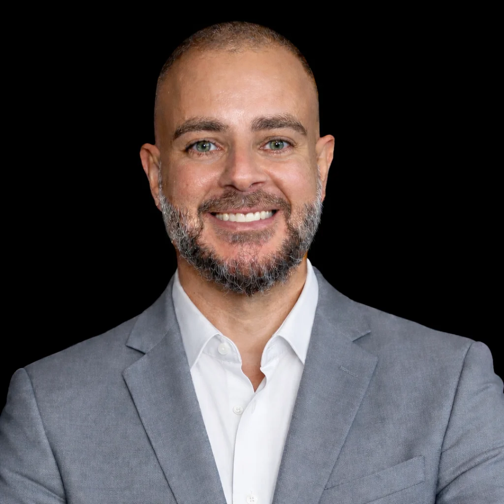 Mr. Felipe Moraes Borges Borges